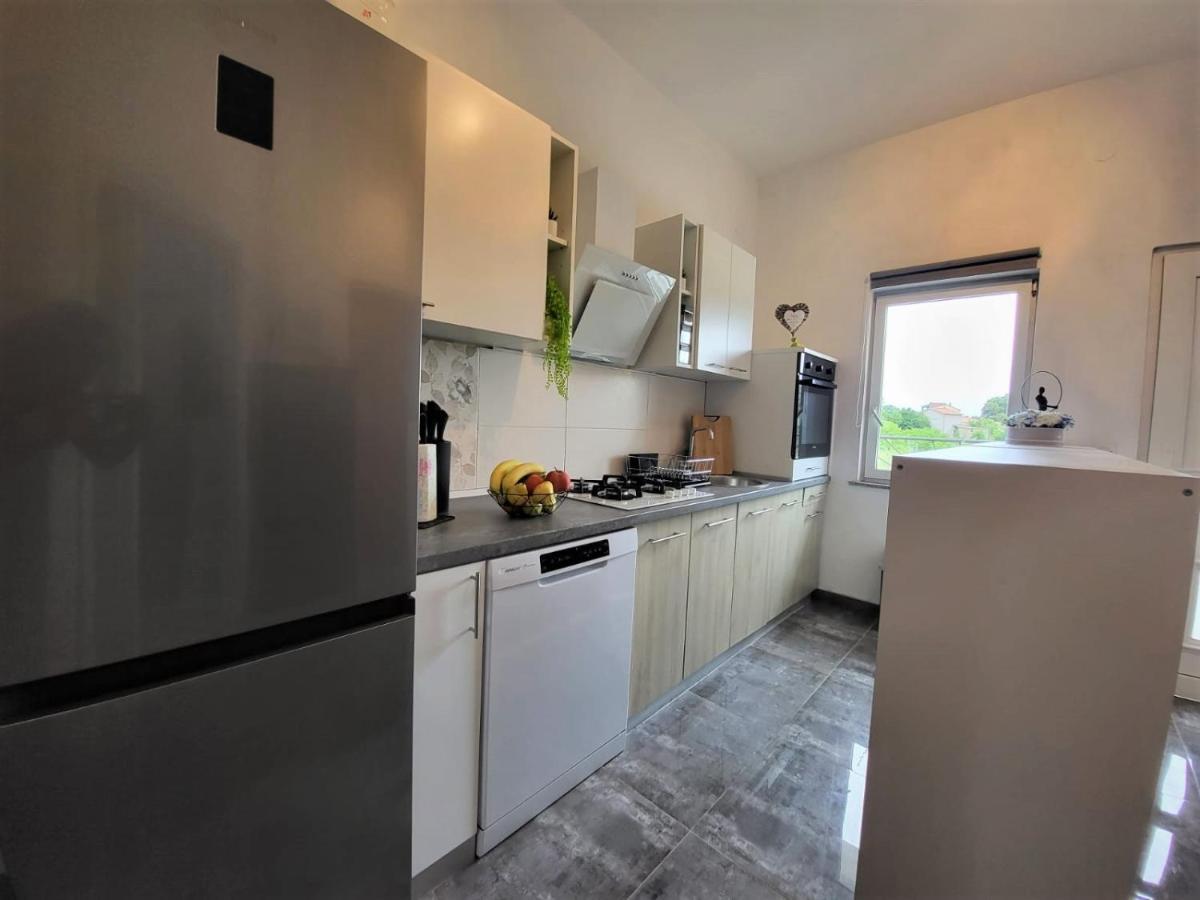 Apartment Lana Светвинченат Екстер'єр фото