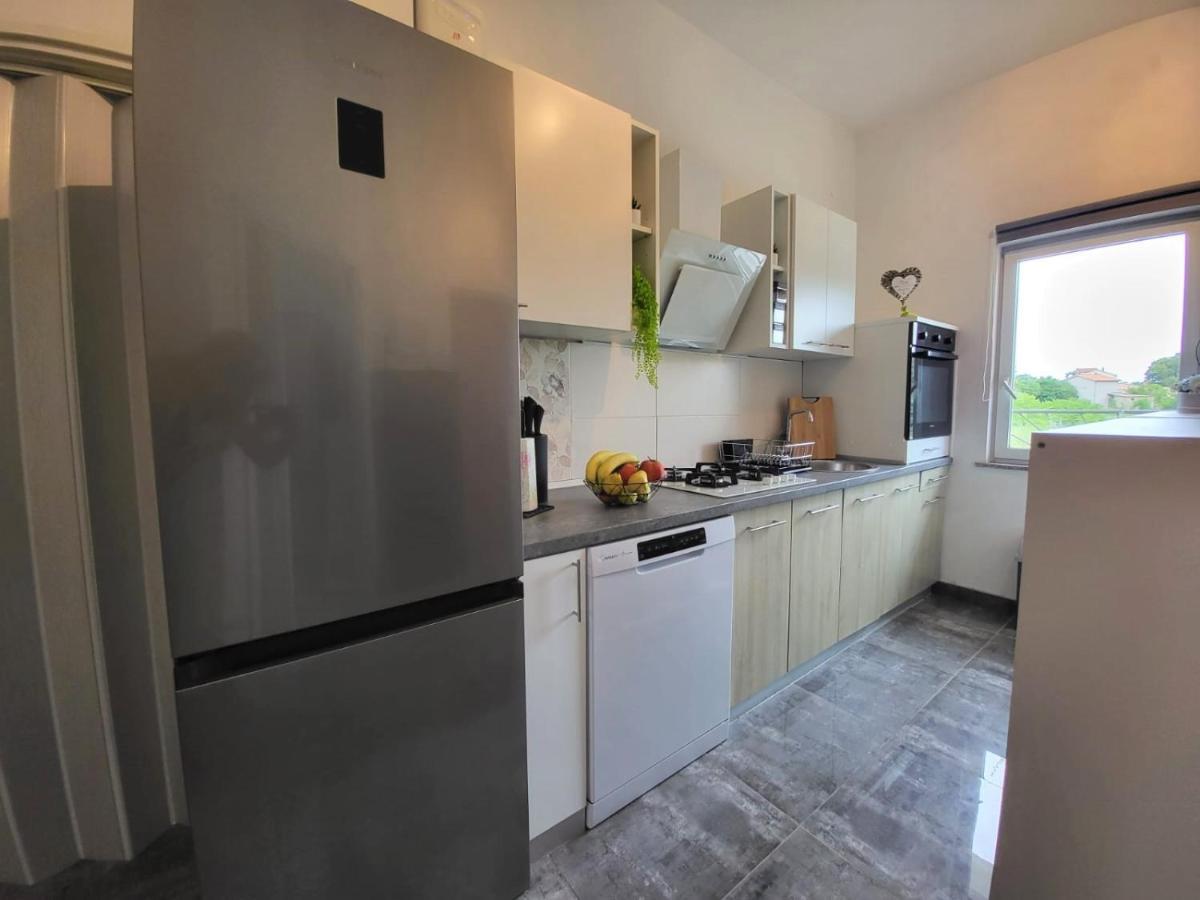 Apartment Lana Светвинченат Екстер'єр фото