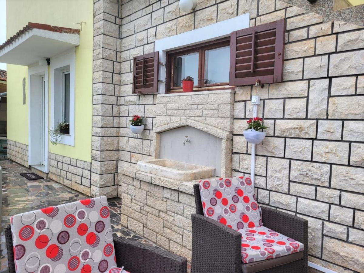 Apartment Lana Светвинченат Екстер'єр фото
